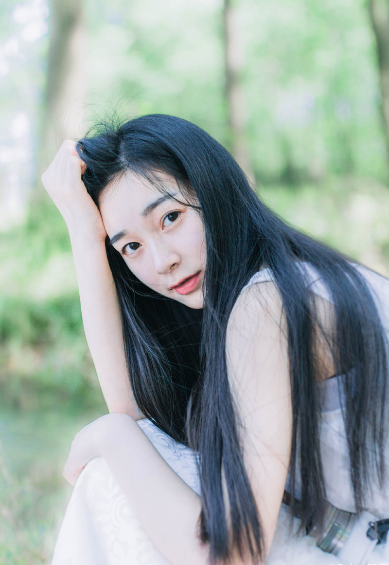“危言耸听，真当我不敢斩你不成！”刘璝没想到庞统如今被自己拿在手中，竟然丝毫不知进退，竟然还敢反过来恐吓自己，当即大怒道。